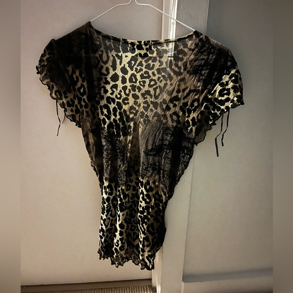 Leopard print top - Picture 2 of 2